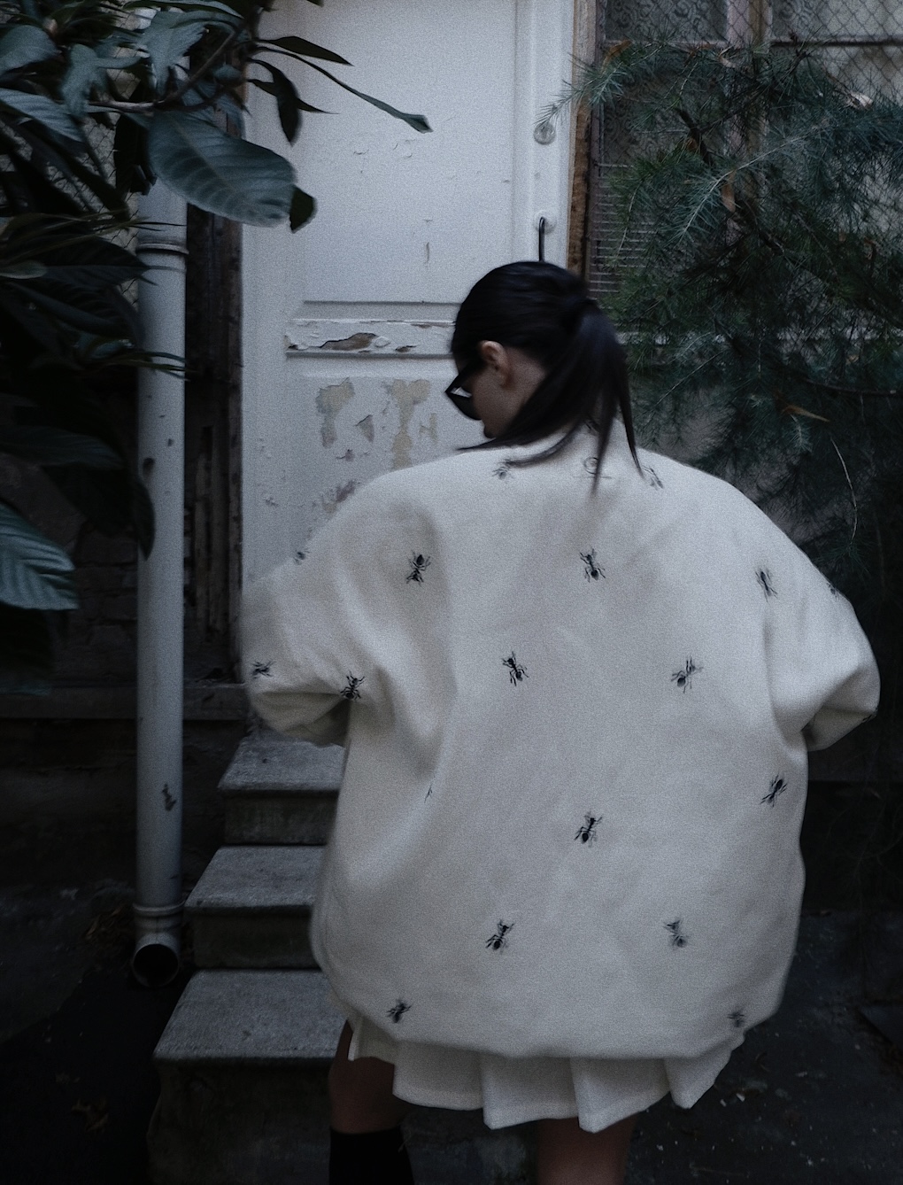 PRE ORDER/WINTER QIPAO JACKET WITH BLACK ANTS